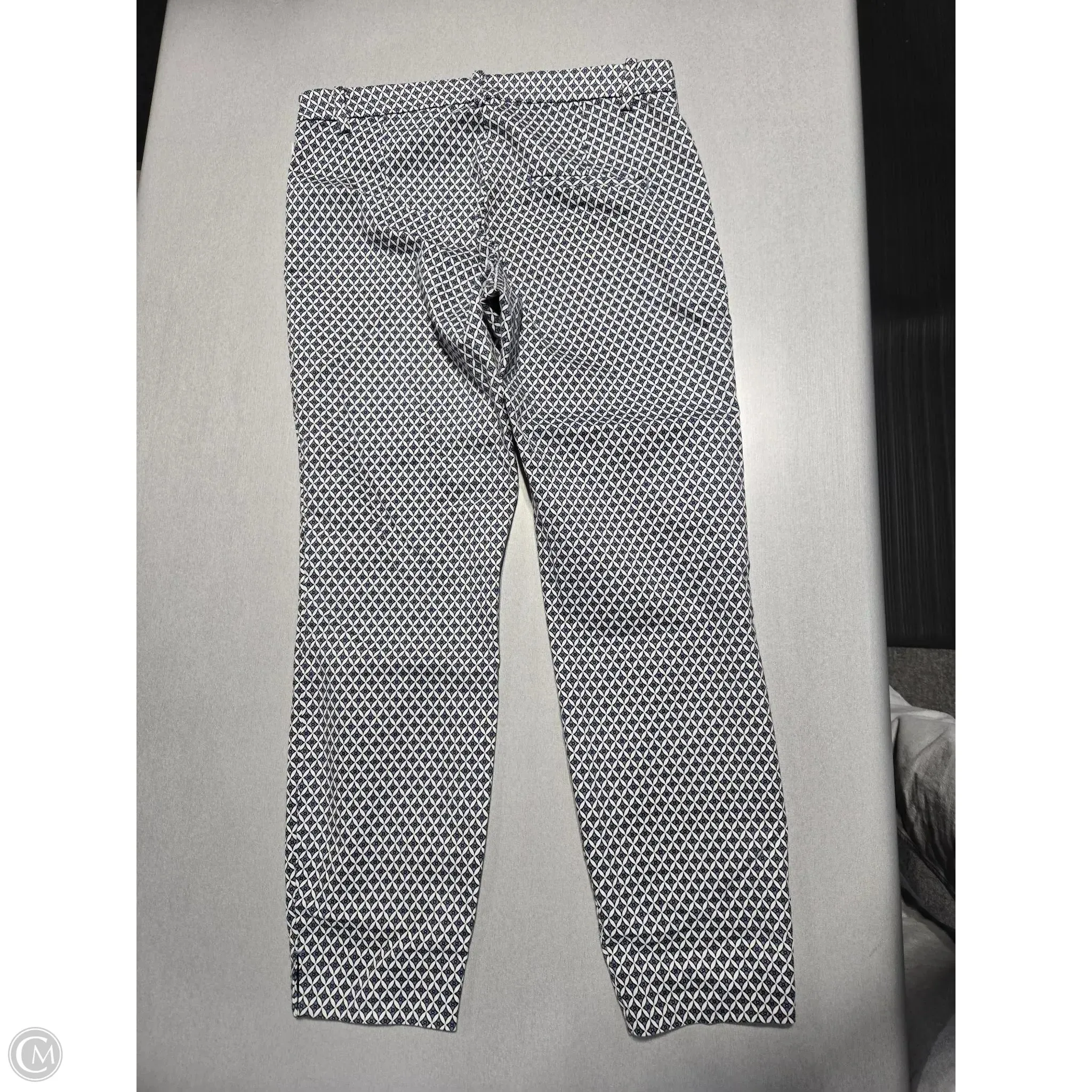 Pants Chinos & Khakis By H&m In Geometric Pattern. Size: 10